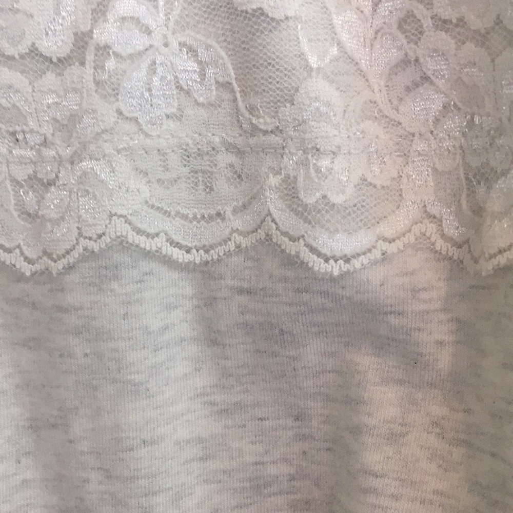 Lace top - Picture 6 of 7